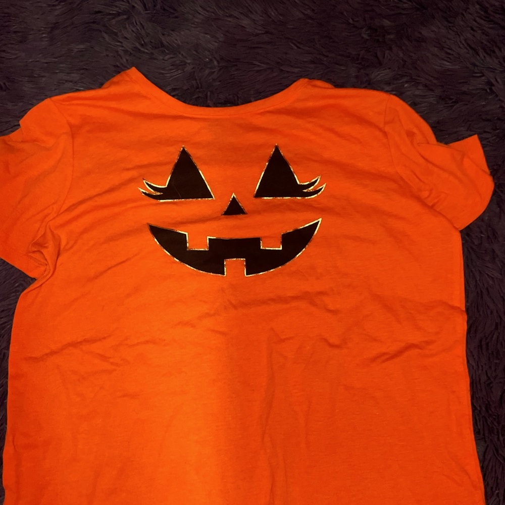 Pumpkin shirt orange and black